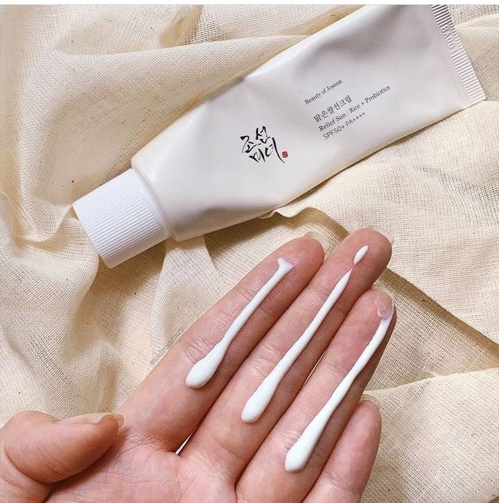 Relief Sun Rice & Probiotics SPF50 50ml - Image 6